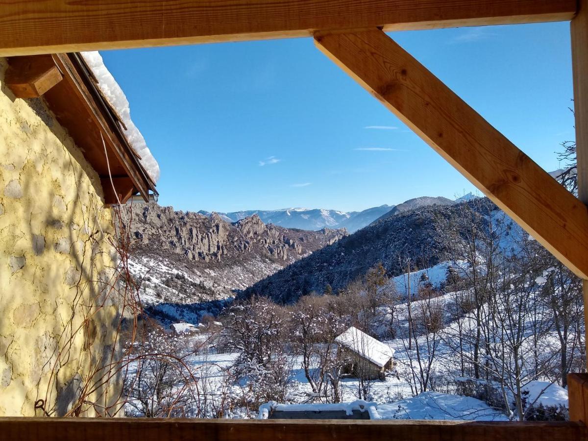 Gite De La Chabespa, Belle Vue, Au Calme Sigottier Экстерьер фото