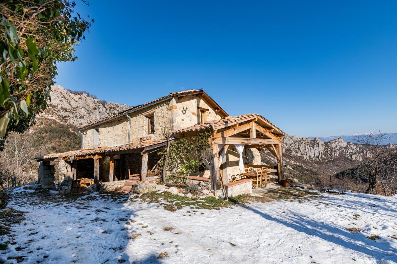 Gite De La Chabespa, Belle Vue, Au Calme Sigottier Экстерьер фото